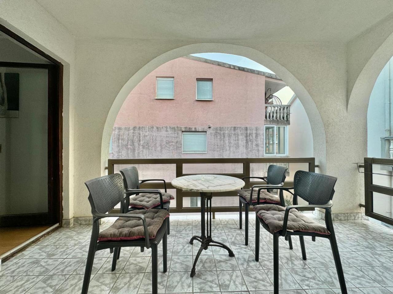 Hmd Apartment Budva