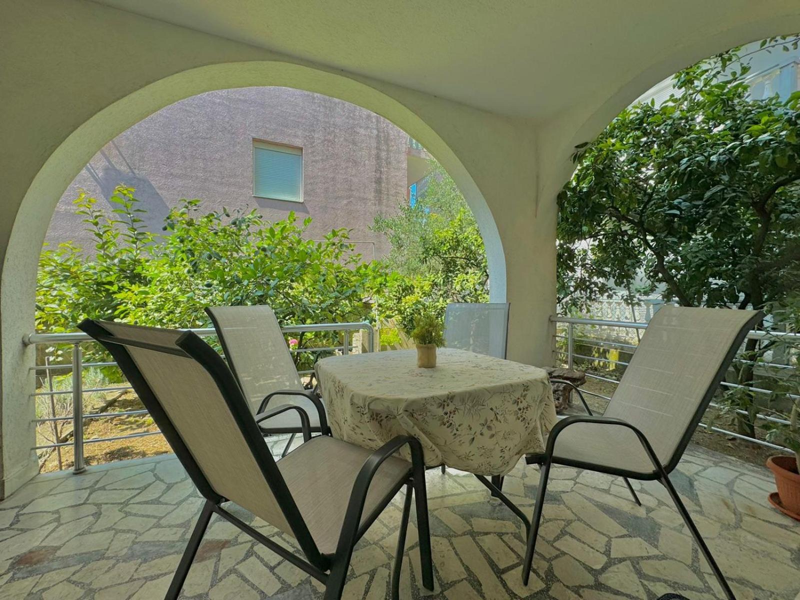 Apartment Hmd Budva