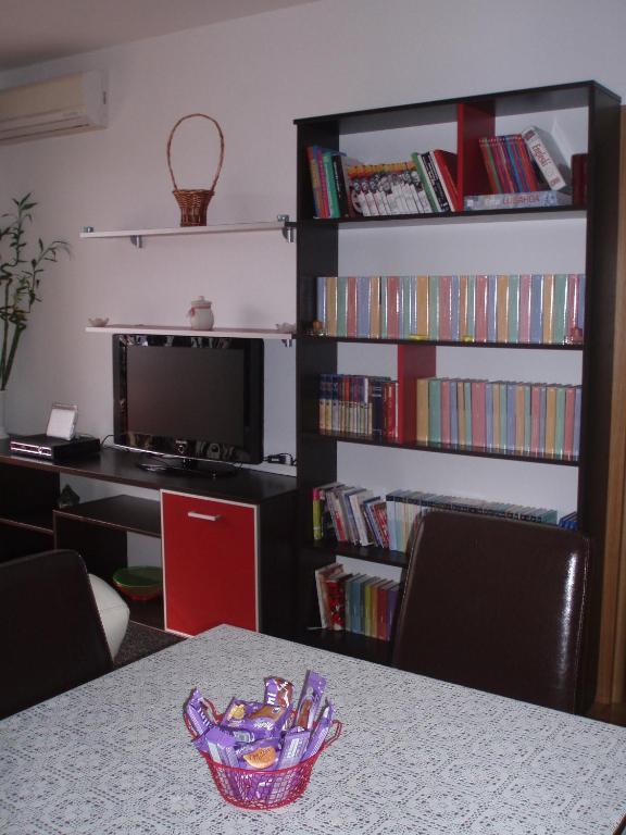 Apartment Hmd